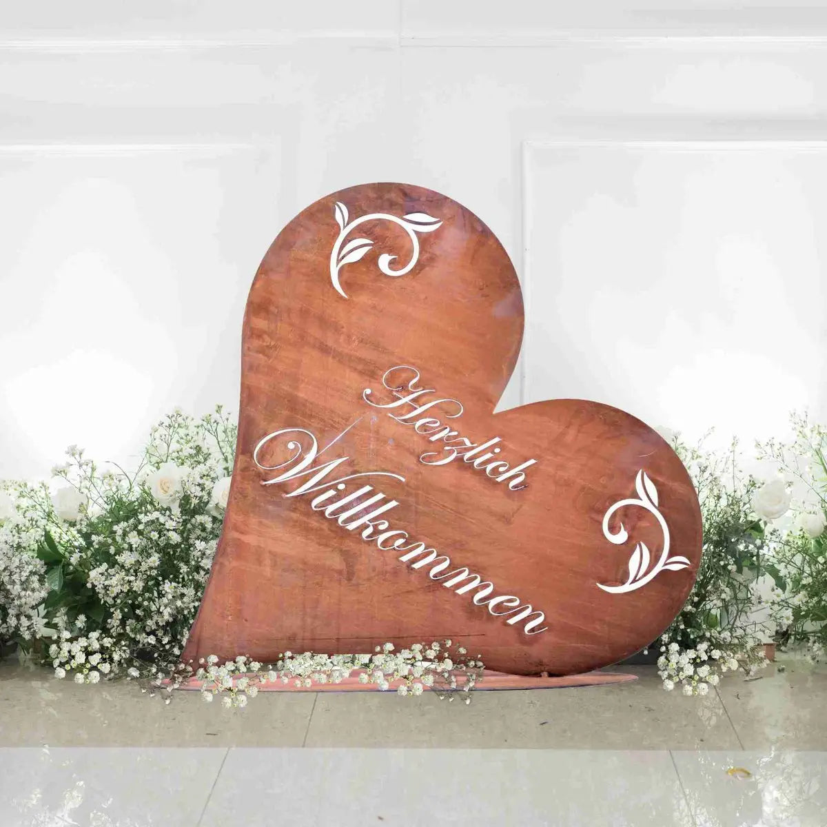 Edelrost Willkommen Herz mit Bodenplatte – Herzlich Willkommen Schild - Pille Gartenwelt