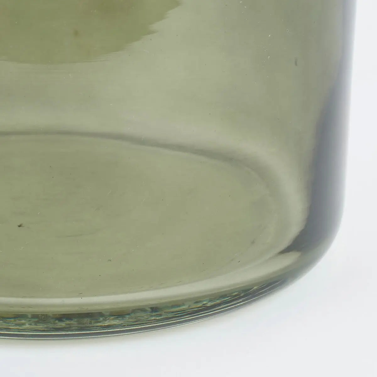 Dekorative Flasche in Grün: stilvoller Akzent für Regal, Sideboard oder Tisch. Pflegeleichte Deko für Wohnraum, Balkon oder Terrasse – modern & zeitlos. - Pille Gartenwelt