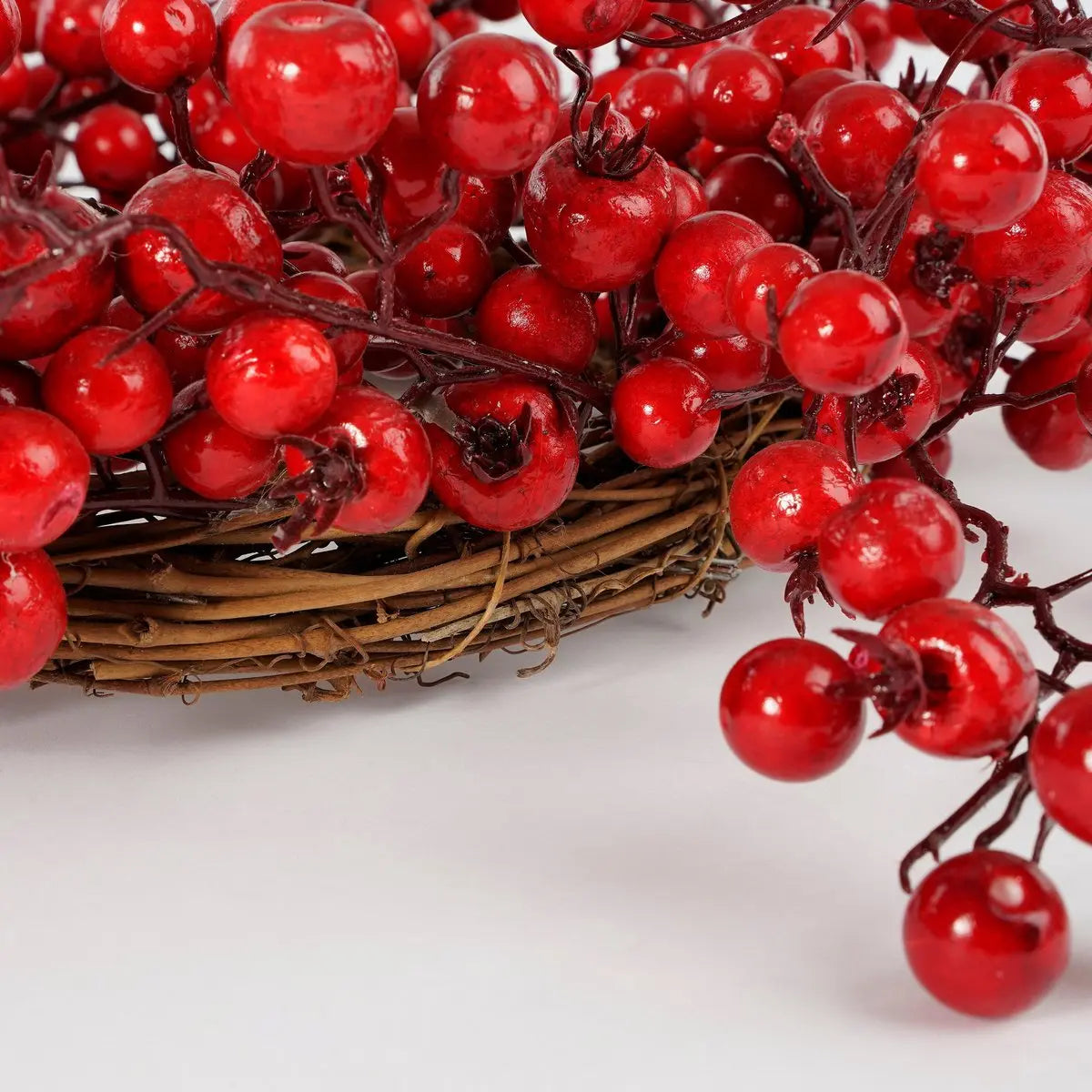 Mica Decorations Weihnachtskranz rot mit Beeren Ø45 cm – klassisch & festlich - Pille Gartenwelt