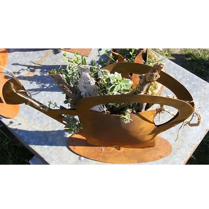 Edelrost Deko Gießkanne zum Bepflanzen – Shabby Chic rund/eckig - Pille Gartenwelt