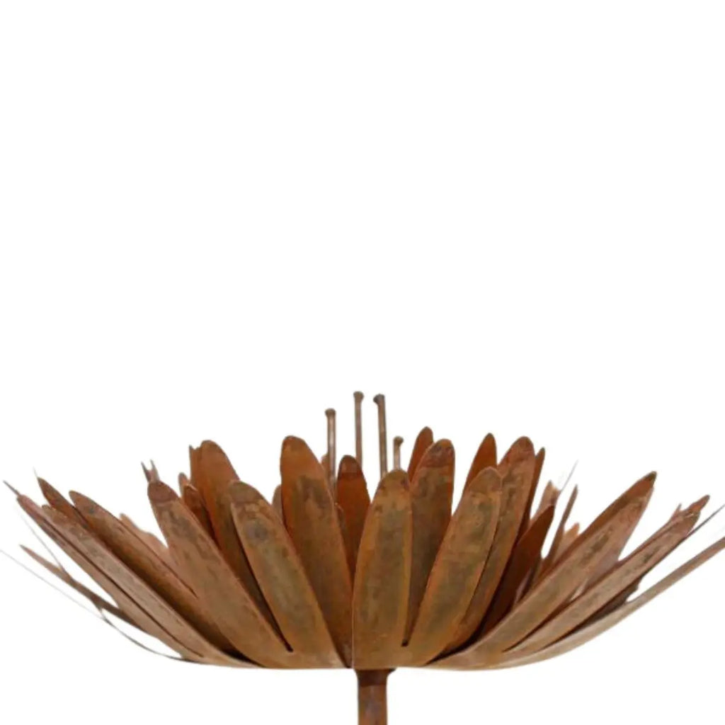 Edelrost Blumenstecker Chrysantheme 3D – Metallblüte auf Stab 85 cm, Vintage - Pille Gartenwelt