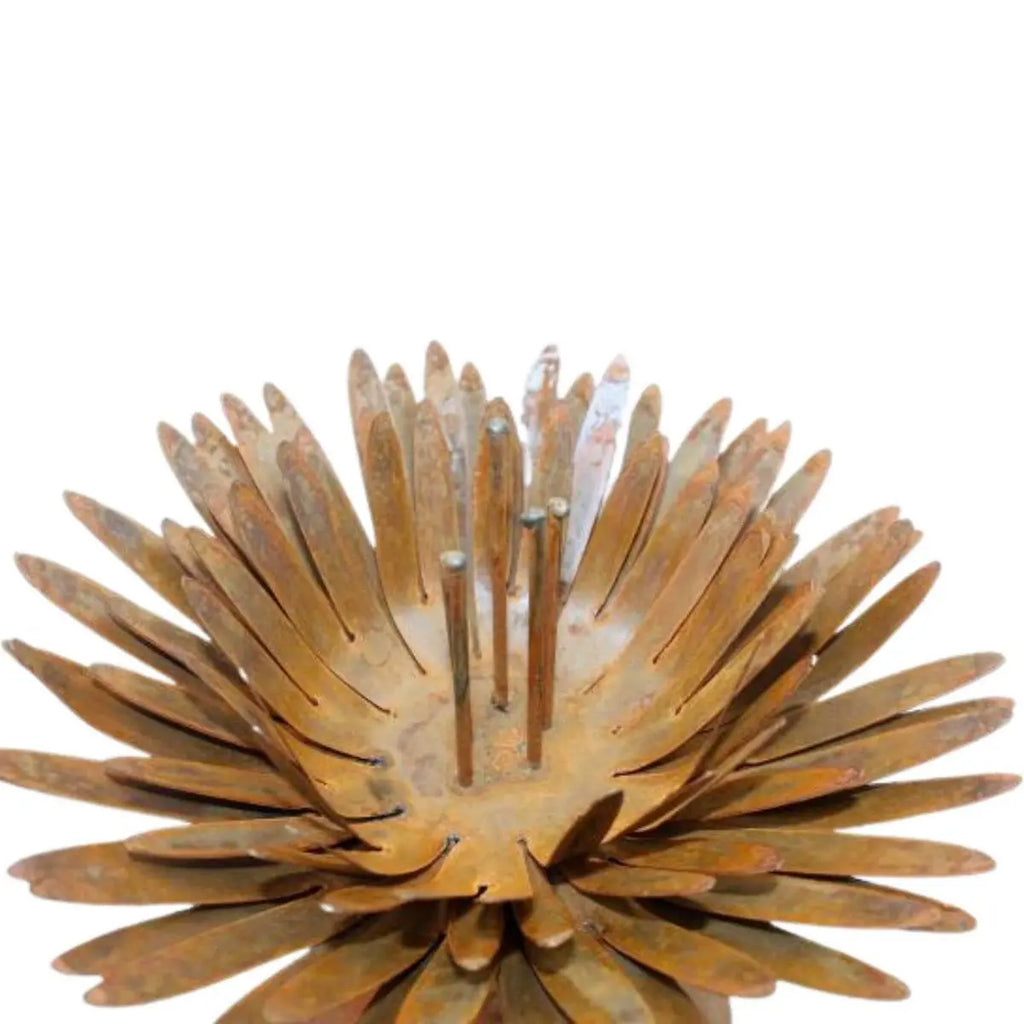 Edelrost Blumenstecker Chrysantheme 3D – Metallblüte auf Stab 85 cm, Vintage - Pille Gartenwelt