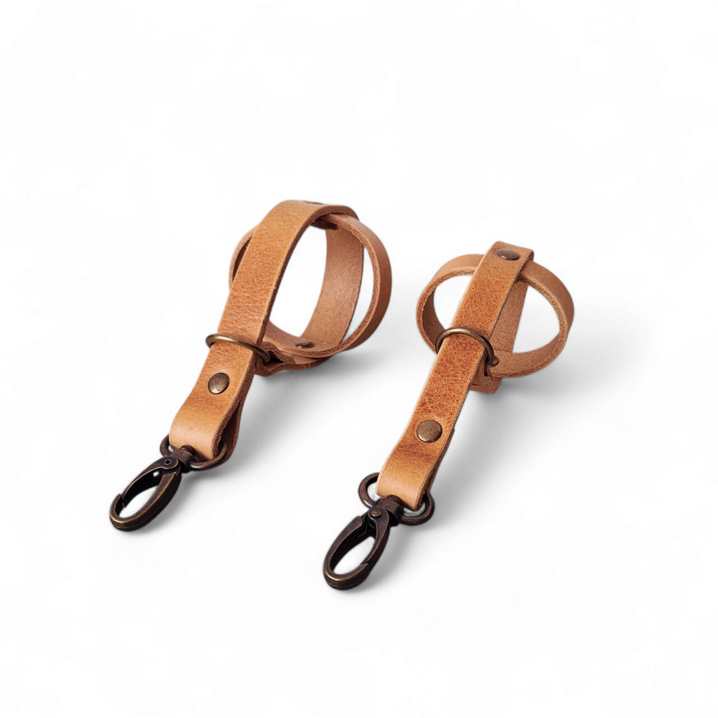 Tennisballhalter aus Leder Camel – freihändig & sauber, 2 Größen