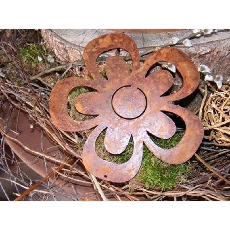 Edelrost Blume Hängedeko – Vintage Metallblüte in 4 Größen - Pille Gartenwelt