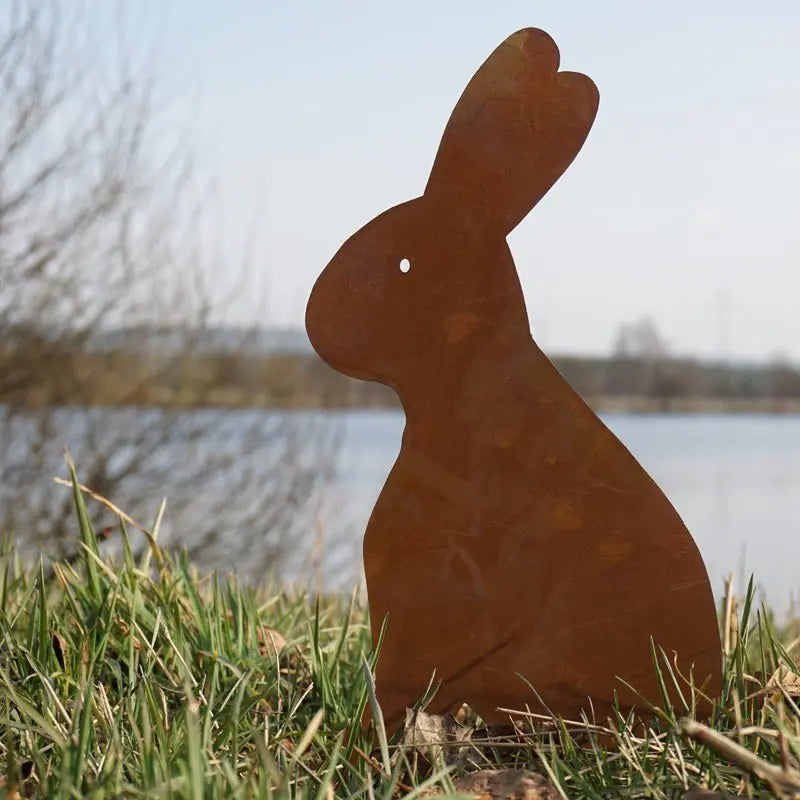 Gartendeko Figur Hase Hoppel auf Bodenplatte | Osterdeko Vintage - Pille Gartenwelt